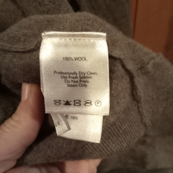 Eddie Bauer 100% wool brownish gray sweater size M - Picture 5 of 5